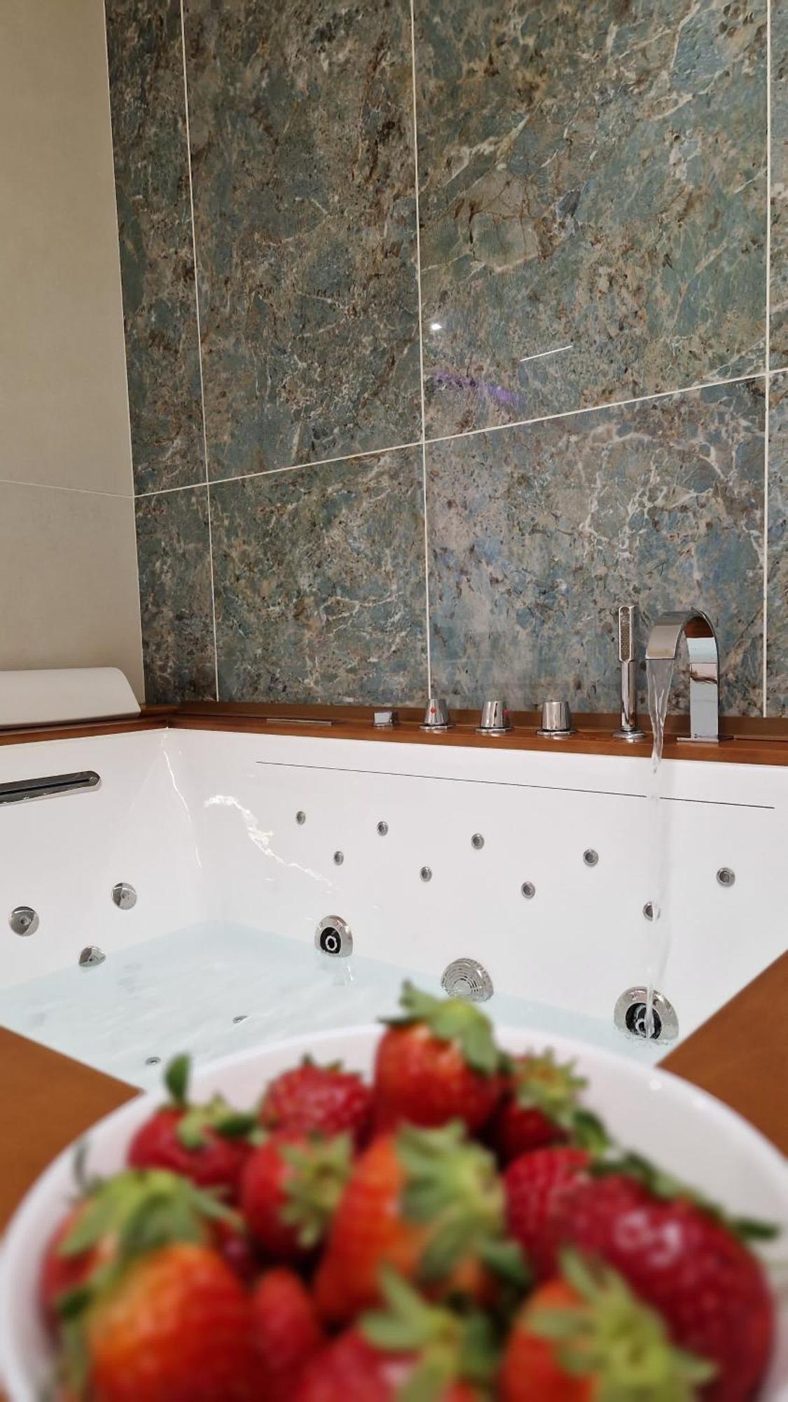 Superior Suite & Apartment Катания Екстериор снимка